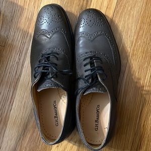 G.H Bass&Co mens gray leather shoe size 8.5